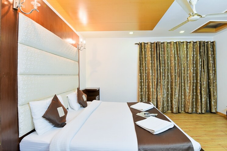 Bedroom, green park 3 Bedroom 2000 Sq.Ft. Apartment In Green Park Delhi 8901775