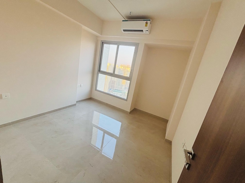 2 BHK + Extra Room Apartment For Rent in Piramal Vaikunth