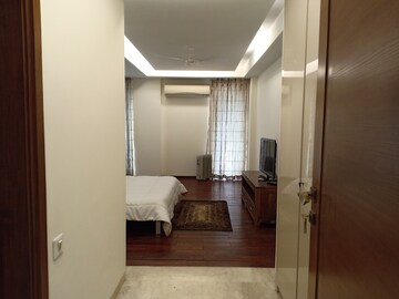 Living Room in 3 BHK Apartment at Defence Colony – for Rent
