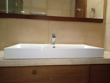 Bathroom in 3 BHK Apartment at Defence Colony – for Rent