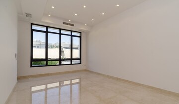 Room in 3 BHK Apartment at Lotus Unity, Versova – for Rent
