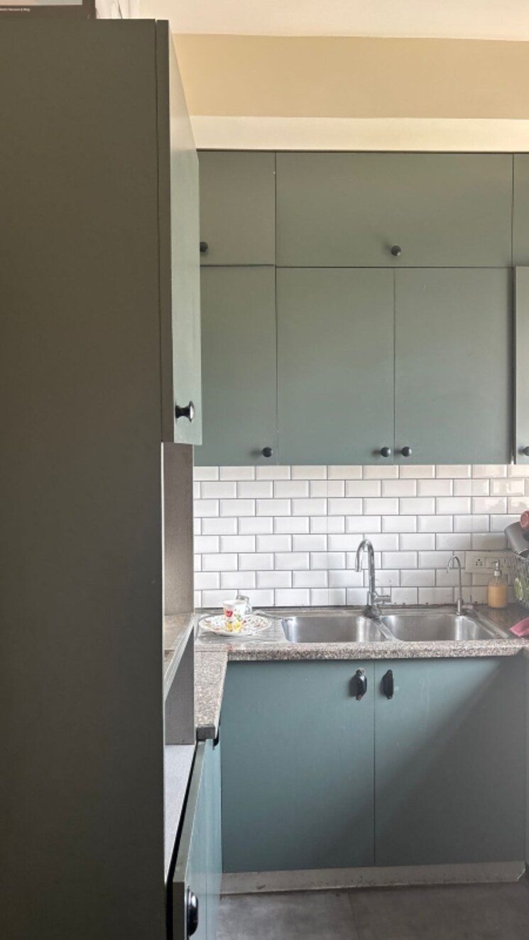 Bathroom, bptp-freedom-park-life 2.5 Bedroom 2000 Sq.Ft. Apartment In Sector 57 Gurgaon 8901835