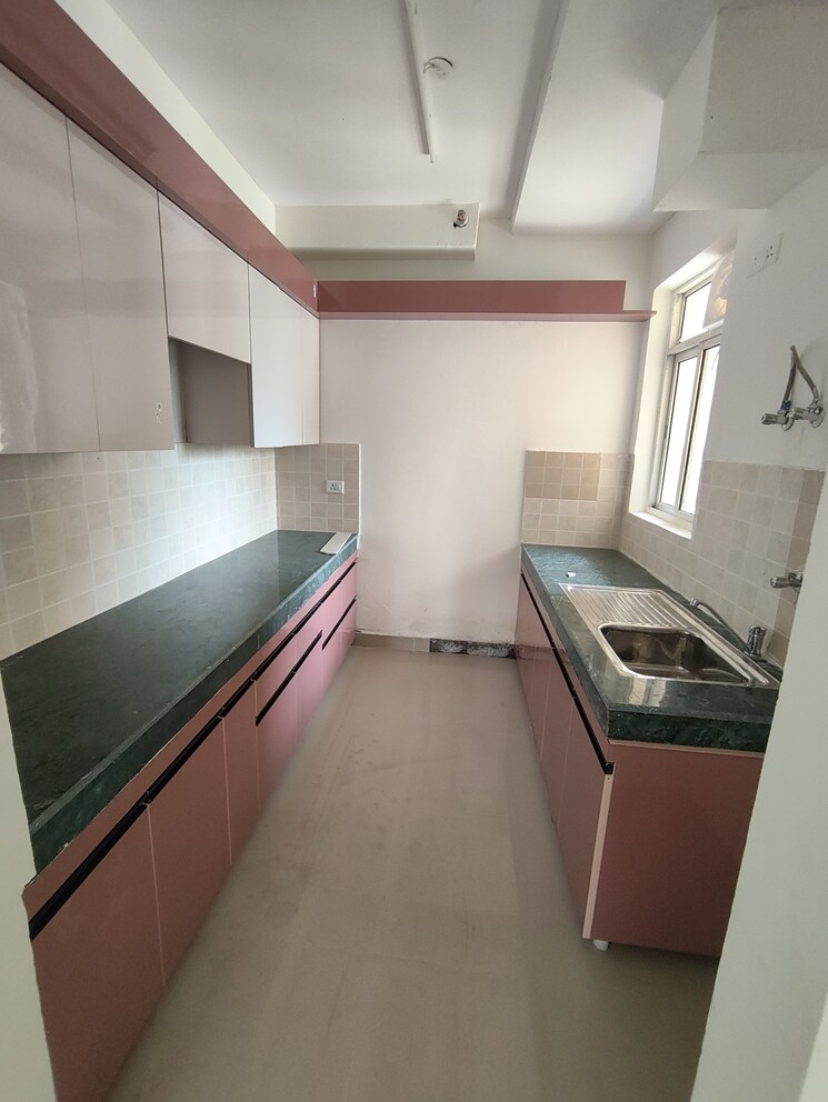 Kitchen, jaypee-greens-kosmos 3 Bedroom 1380 Sq.Ft. Apartment In Sector 134 Noida 8901832
