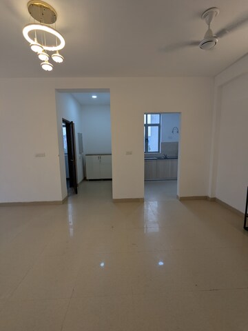 Room in 3 BHK Apartment at Vatika Xpressions, Sector 88b – for Rent