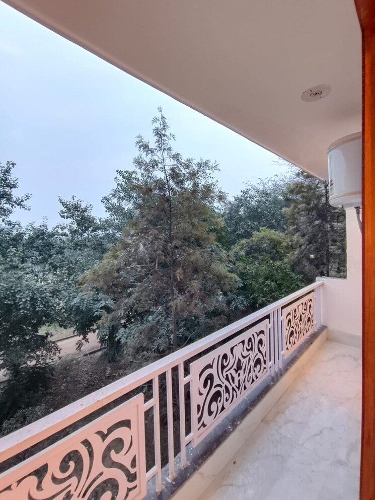 Balcony, panchsheel vihar 3 Bedroom 1200 Sq.Ft. Apartment In Panchsheel Vihar Delhi 8901850