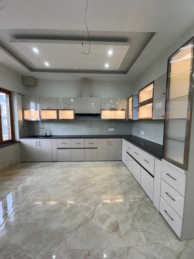 Kitchen, sahastradhara road 3 Bedroom 2700 Sq.Ft. Builder Floor In Sahastradhara Road Dehradun 8901861