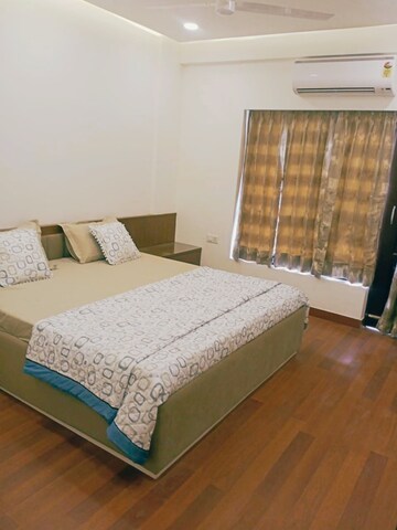 Master Bedroom in 3.5 BHK Apartment at Gandharva Imperial Crest, Vrindavan Yojna – for Sale