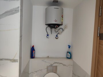 Bathroom in 1 BHK Apartment at M3M Sky Lofts, Sector 71 – for Rent
