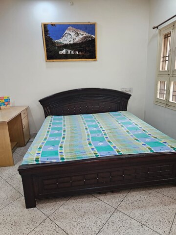 Bedroom in 4 BHK Villa at Shankar Nagar – for Rent