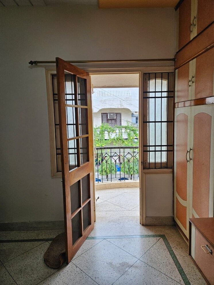 Room, shankar nagar 4 Bedroom 2000 Sq.Ft. Villa In Shankar Nagar Raipur 8901894