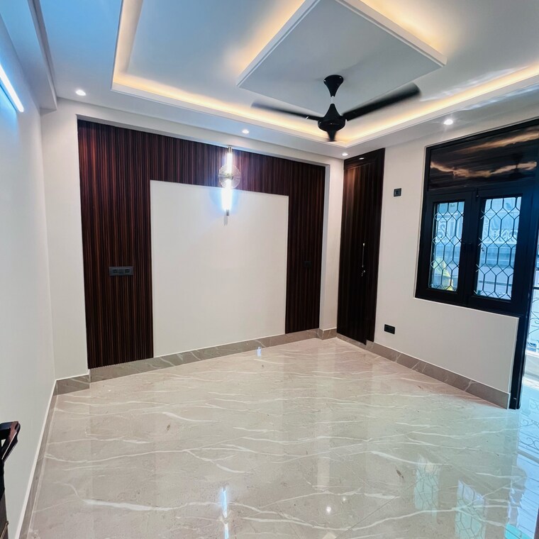 Room, panchsheel vihar 3 Bedroom 125 Sq.Yd. Builder Floor In Panchsheel Vihar Delhi 8901917