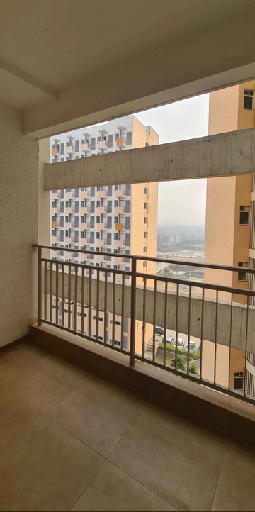 3 BHK Apartment – Exterior View View at Shapoorji Pallonji Joyville Phase 2, Sector 102 - for Rent