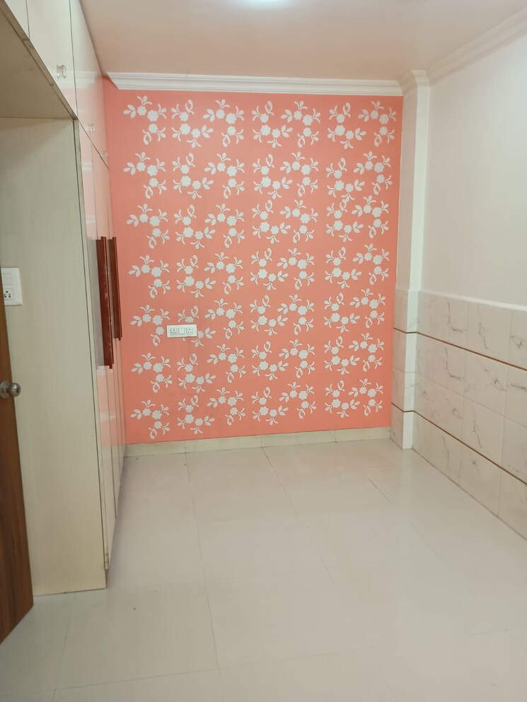 Room, aditya-eksar-kavita 1 Bedroom 405 Sq.Ft. Apartment In Borivali West Mumbai 8901965