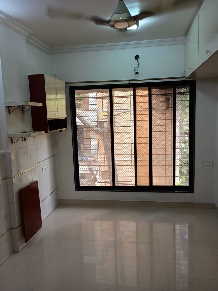 Room, aditya-eksar-kavita 1 Bedroom 405 Sq.Ft. Apartment In Borivali West Mumbai 8901965