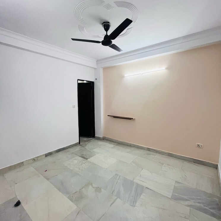 Room, khirki extension 2 Bedroom 75 Sq.Yd. Builder Floor In Khirki Extension Delhi 8901991