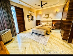 Bedroom in 6 BHK Independent House at Nirman Nagar – for Sale