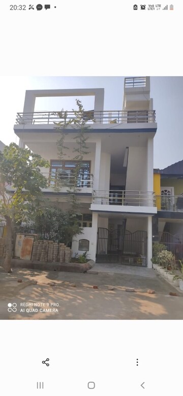 2.5 BHK Independent House For Rent in Iim Road