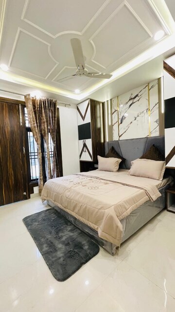 Bedroom in 2 BHK Apartment at Dwarka Mor – for Rent