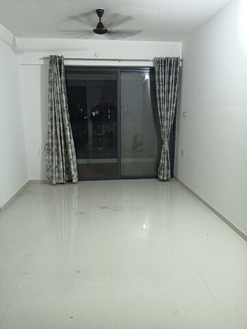 Room in 2 BHK Apartment at Majestique Signature Towers, Balewadi – for Rent