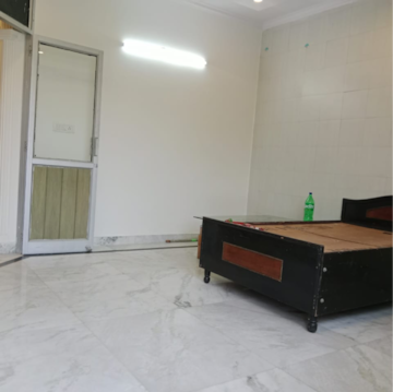Room in 3 BHK Builder Floor at Malviya Nagar – for Rent
