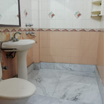 Bathroom in 3 BHK Builder Floor at Malviya Nagar – for Rent