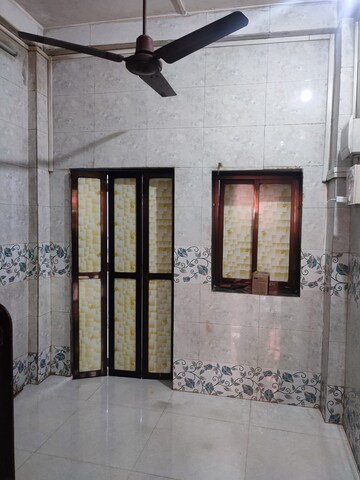 Room in 1 RK Villa at Kamgar Nagar CHS Kurla East, Kurla East – for Rent
