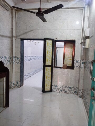 Room in 1 RK Villa at Kamgar Nagar CHS Kurla East, Kurla East – for Rent