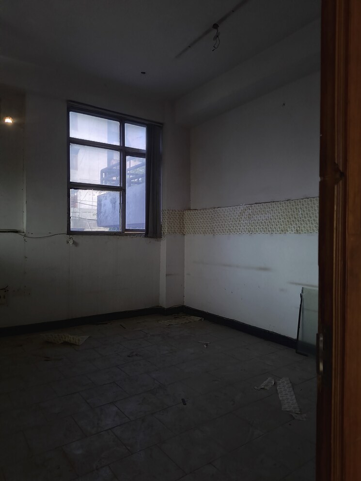 Common Area, sarita vihar Commercial Office Space 1250 Sq.Ft. In Sarita Vihar Delhi 8902075