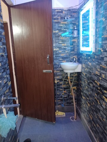 Bathroom in 1 RK Apartment at Bihari Colony – for Rent