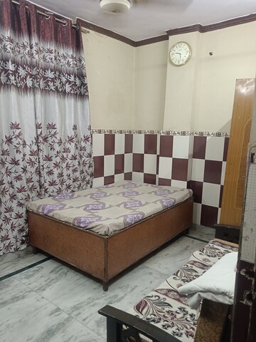 1 RK Apartment For Rent in Bihari Colony