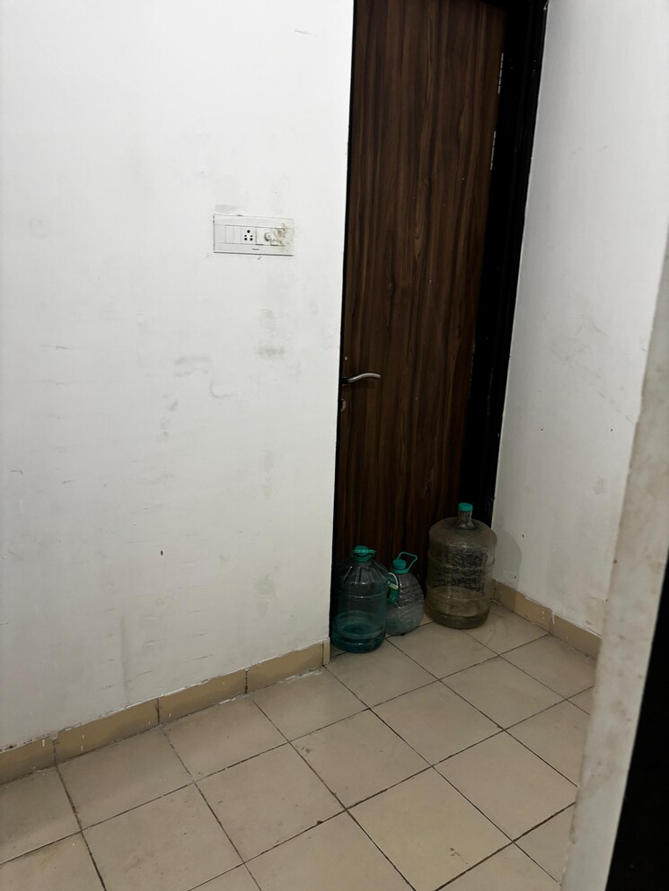 Bathroom, sheth-avalon 3.5 Bedroom 1300 Sq.Ft. Apartment In Laxmi Nagar Thane 8902107