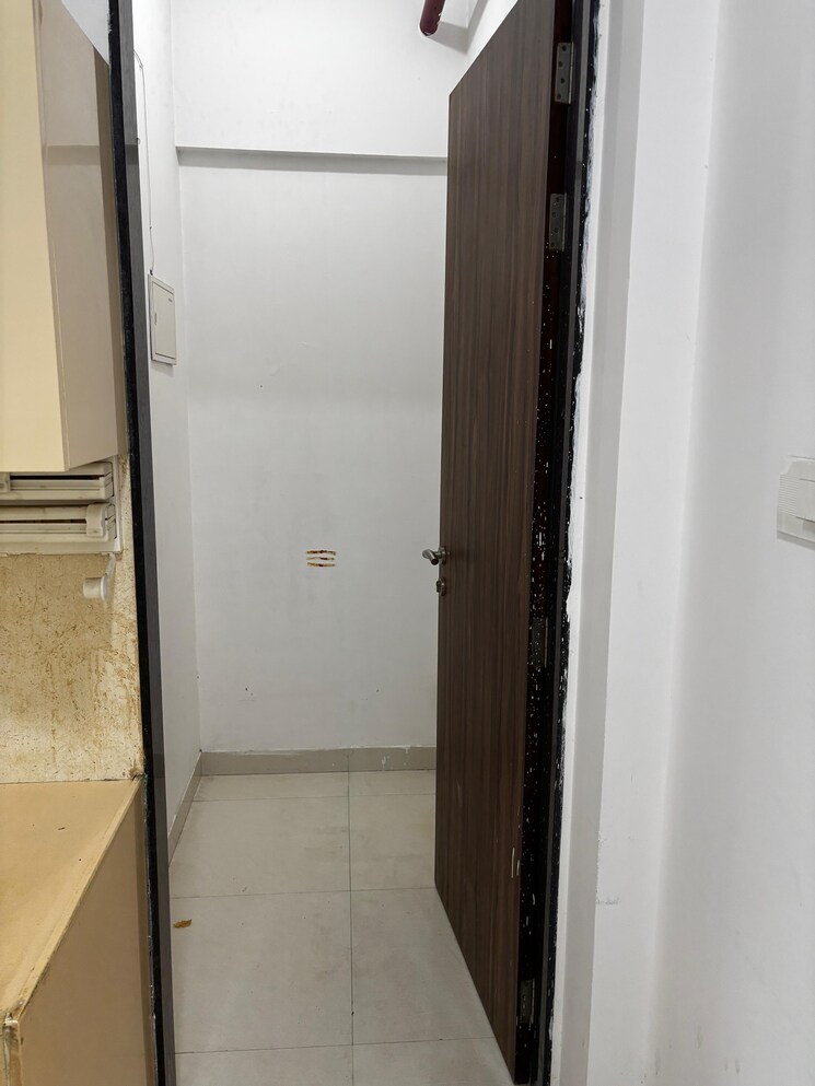 undefined, sheth-avalon 3.5 Bedroom 1300 Sq.Ft. Apartment In Laxmi Nagar Thane 8902107