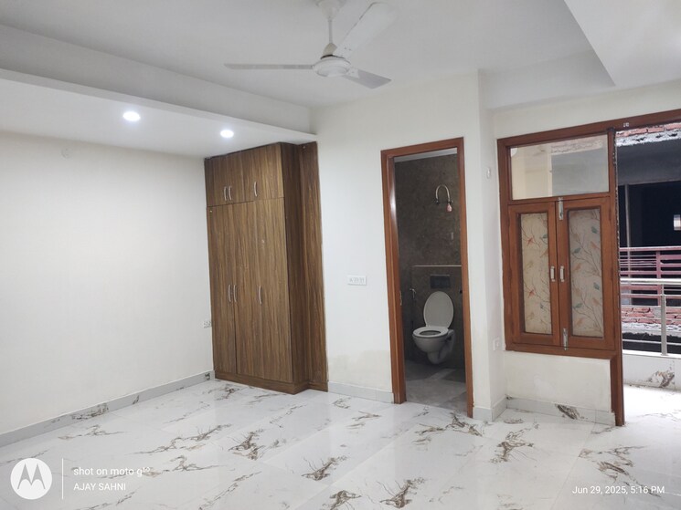 Room, mehrauli 3 Bedroom 1300 Sq.Ft. Builder Floor In Mehrauli Delhi 8902116