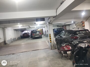 Parking in 2 BHK Builder Floor at Mehrauli – for Rent