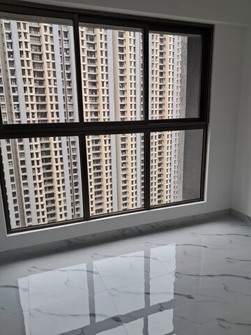 Room in 1 BHK Apartment at Raymond Ten X Habitat, Pokhran Road No Two – for Rent