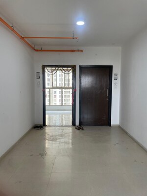 Room in 1 BHK Apartment at Raymond Ten X Habitat, Pokhran Road No Two – for Sale