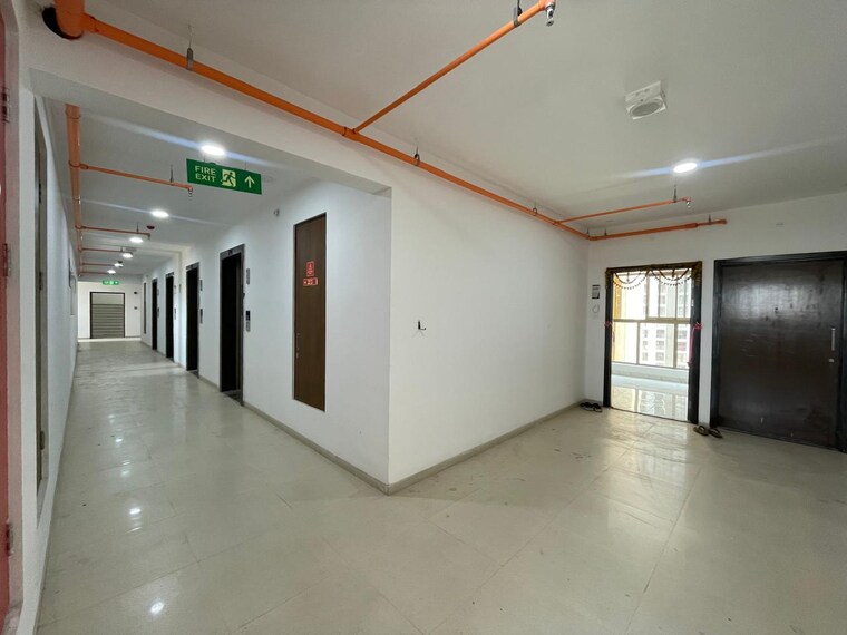 Room, raymond-ten-x-habitat 1 Bedroom 418 Sq.Ft. Apartment In Pokhran Road No Two Thane 8902138