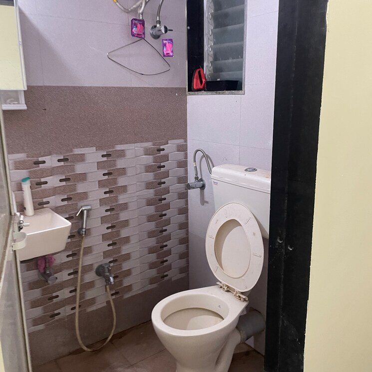 Bathroom, vasudev-heights-chs-ltd 1 Bedroom 600 Sq.Ft. Apartment In Asha Nagar Mumbai 8902144