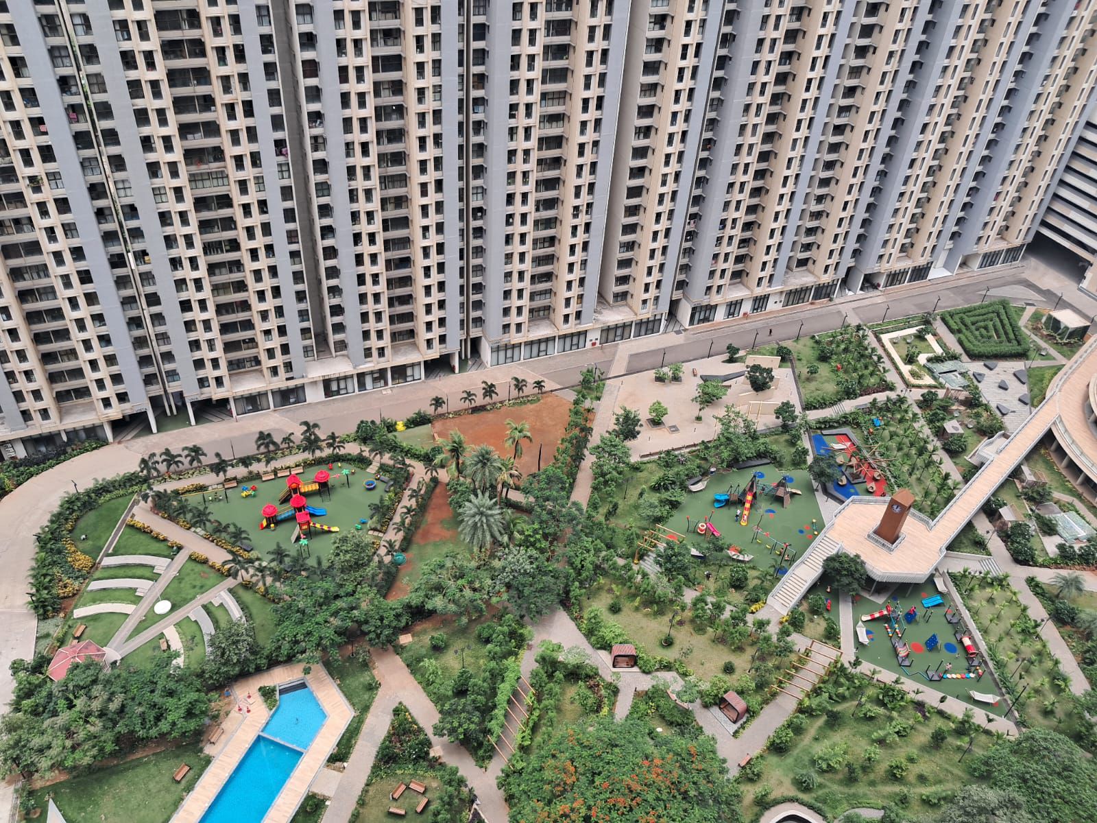 1 BHK Apartment For Sale in Raymond Ten X Habitat