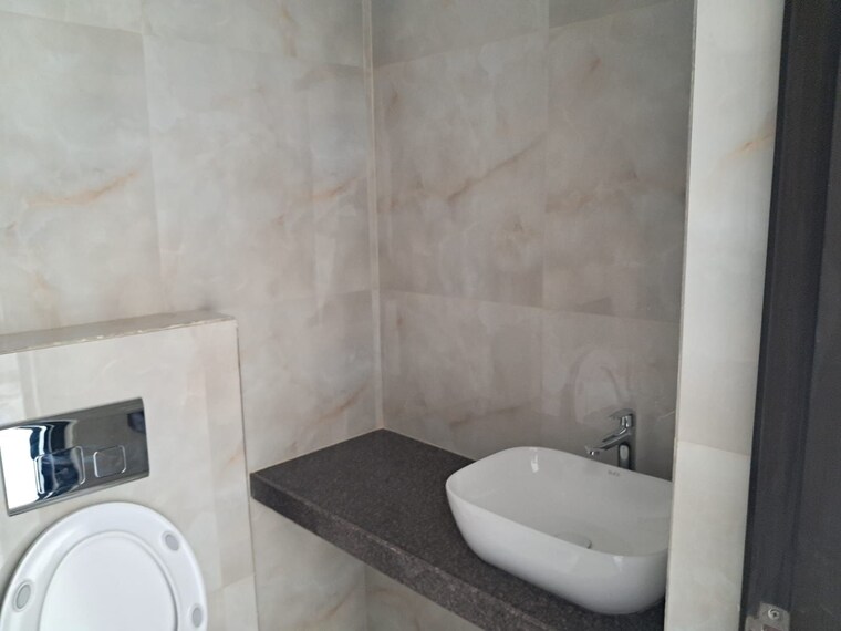 Bathroom, raymond-ten-x-habitat 1 Bedroom 418 Sq.Ft. Apartment In Pokhran Road No Two Thane 8902145