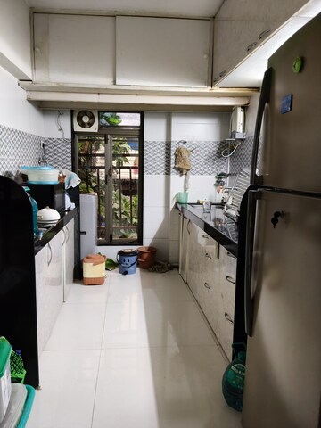 Room in  Pg at Santacruz West – for Rent