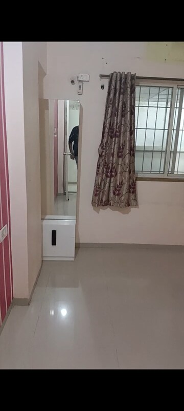 Room in 1 BHK Apartment at Ashoka Plaza Viman Nagar, Viman Nagar – for Rent