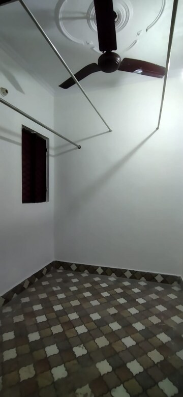 Bedroom in 1 BHK Apartment at Sarita Vihar – for Rent