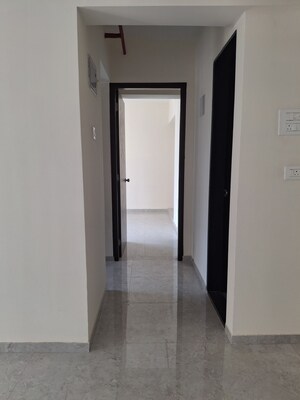 Furnished Amenities in 1 BHK Apartment at Mahavir Kalpavruksha, Ghodbunder Road – for Sale