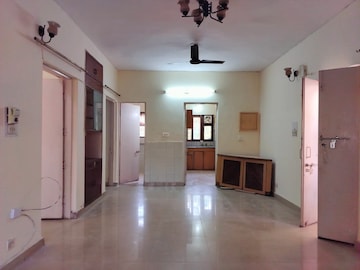 Living Room in 2 BHK Apartment at Sarita Vihar Pocket-J RWA, Sarita Vihar – for Rent