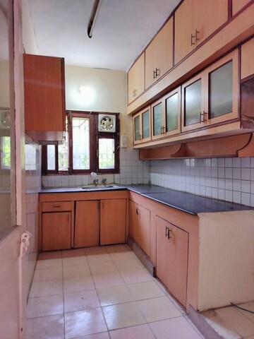 Kitchen in 2 BHK Apartment at Sarita Vihar Pocket-J RWA, Sarita Vihar – for Rent