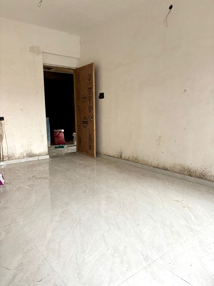 Room, malhar-park 1 Bedroom 610 Sq.Ft. Apartment In Hanuman Nagar Thane 8902208