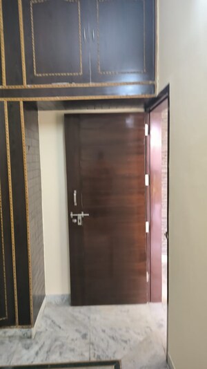 Furnished Amenities in 2 BHK Builder Floor at Sector 78 – for Sale