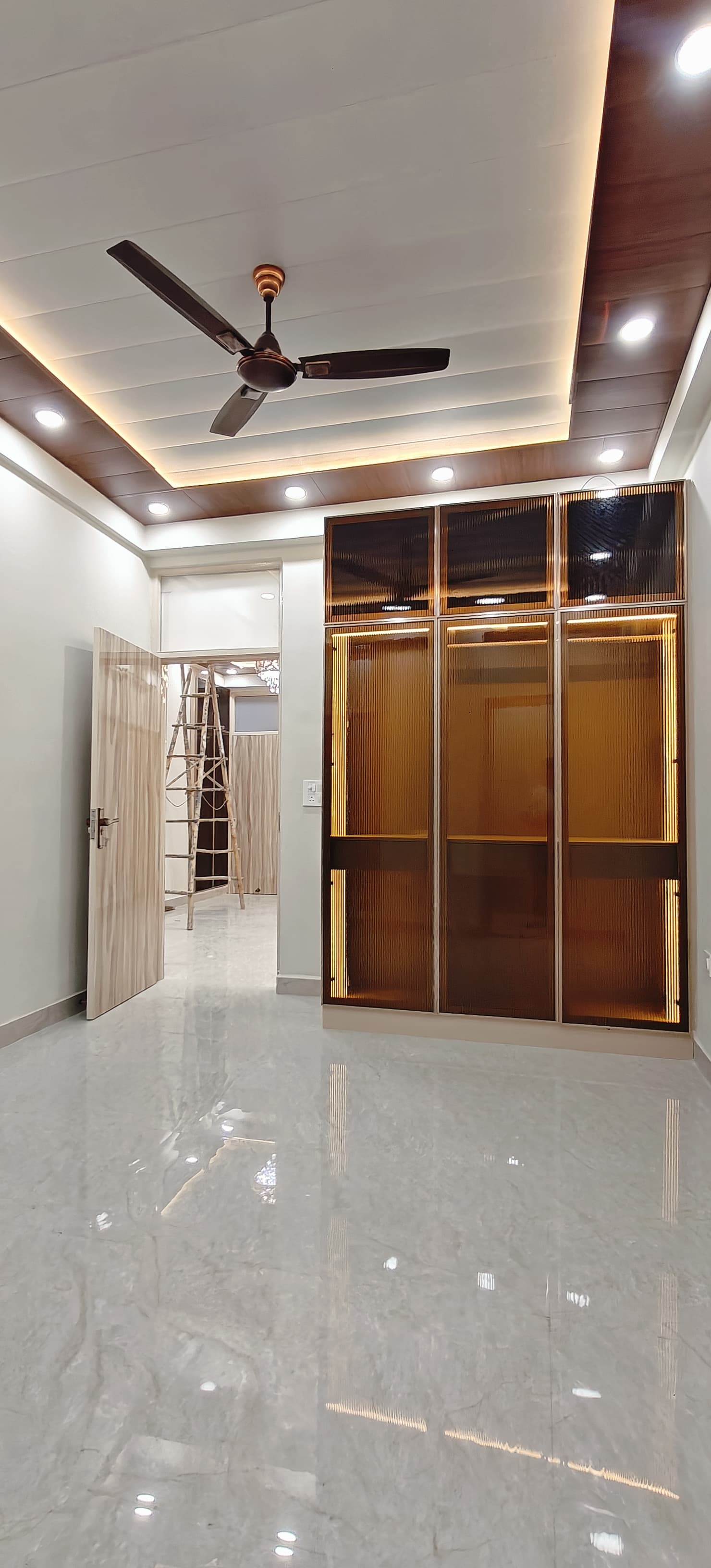 2 BHK Builder Floor For Rent in Niti Khand I