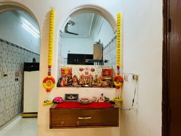 Furnished Amenities in 2 BHK Apartment at Shri Radha Sky Park, Sector 16b Greater Noida – for Rent